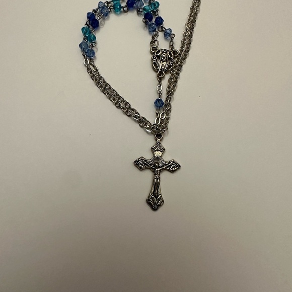 Silver Cross Pendant Necklace - Picture 4 of 6